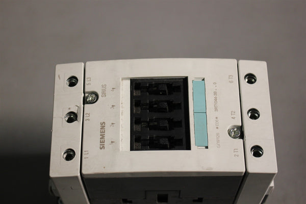 SIEMENS POWER CONTACTOR 3RT1044-3BB40