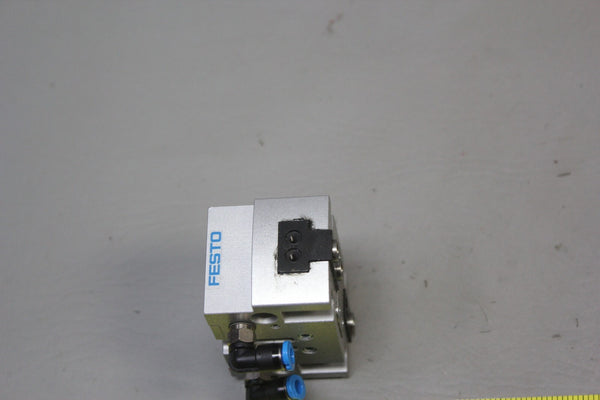 FESTO PARALLEL PNEUMATIC GRIPPER HGPT-25-A-B