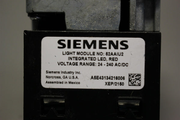 SIEMENS OIL-TIGHT ILLUMINATED RED PUSH-BUTTON SWITCH 52PT8U2B W/52BJK, 52AAIU2