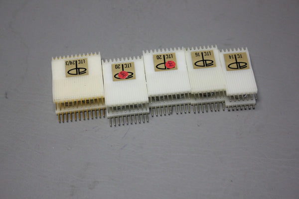 LOT OF 5 AP INC. INTEGRATED CIRCUIT TEST CLIPS TC-14 LTC-16 LTC-20 LTC-24/3