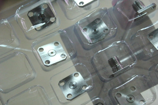 1  SOUTHWEST MICROWAVE 18/27/36/40 GHZ 2.92mm (K) Jack (F) Connector 1012-01SF