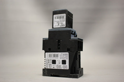 SIEMENS POWER CONTACTOR 3RT2025-1BB44 W/AUXILIARY SWITCH 3RH2911-1HA11 SEE BELOW