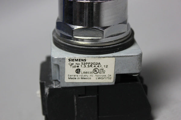 SIEMENS RED ILLUMINATED MUSHROOM HEAD PUSH PULL BUTTON 52PP2L2 W/52AAIL2