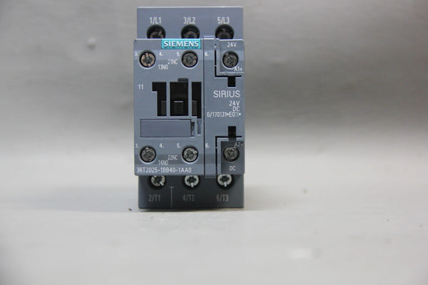 UNUSED SIEMENS POWER CONTACTOR 3RT2025-1BB40-1AA0
