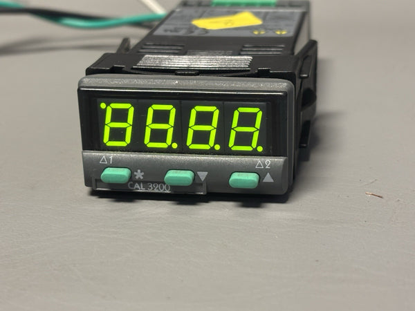 Cals Controls 3200  Digital Temperature Controller