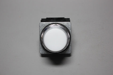 SIEMENS WHITE PILOT INDICATOR LIGHT, TRANSFORMER 52PL4EBXB W/52AAFEBB