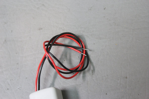 UNUSED SMC LIQUID CHEMICAL SOLENOID VALVE LVM20R3-5A1N