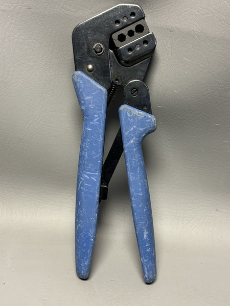 AMP H0645 HAND CRIMPER TYCO ELECTRONICS TOOL