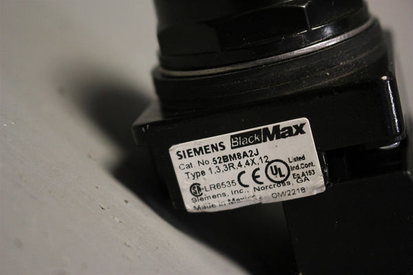 Unused SIEMENS BLACKMAX RED PUSH BUTTON SWITCH 52BM8A2J W/52BAJ