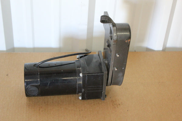 DORNER GEARMOTOR 42A5BEPM-E3 827-4182 1/4HP + CONVEYOR 22MBPS12A-4832