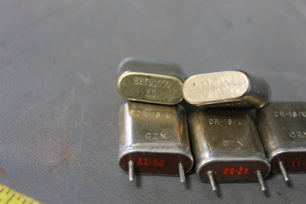 LOT OF 5 VINTAGE NOS CZX RADIO CRYSTAL CR-18/U 8275.000 KC HAM