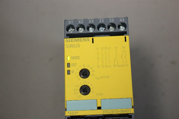 SIEMENS SIRIUS SAFETY RELAY 3TK2810-0BA01