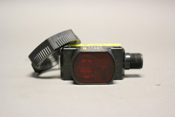 BANNER ENGINEERING PHOTOELECTRIC SENSOR QS30EDVQ