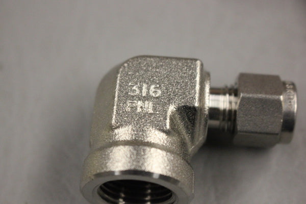 NEW SWAGELOK FITTING LOT OF 20 SS-400-8-6