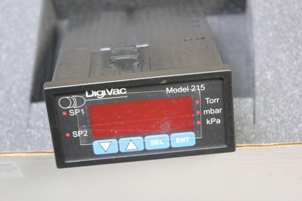 NEW DIGIVAC 215V VACUUM PROCESS CONTROLLER WITH AGILENT 0531 THERMOCOUPLE GAUGE