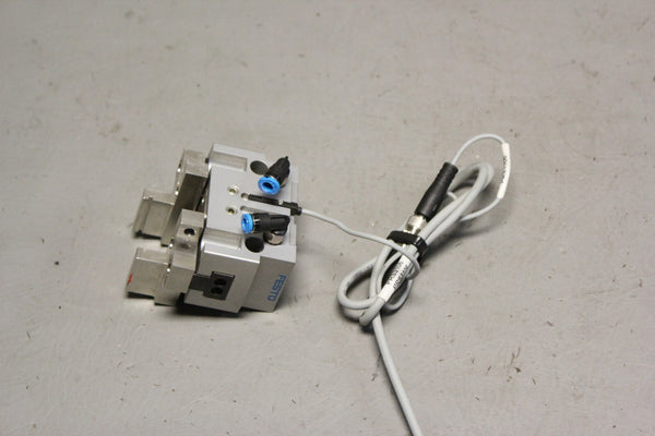 FESTO PARALLEL GRIPPER HGPT-25-A-B 560204