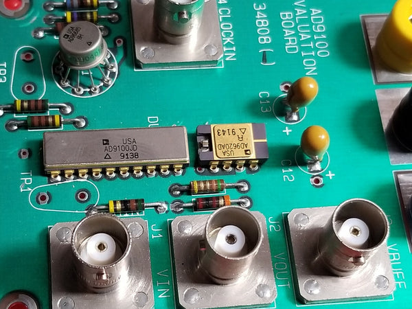 Analog Devices AD9100 Track-and-Hold Amplifier Evaluation Board