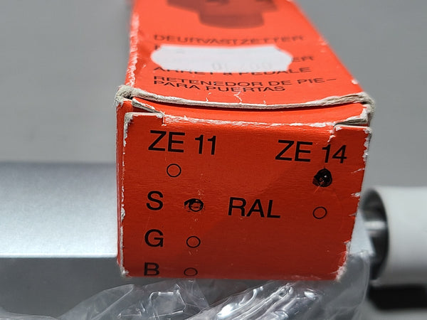 NEW DICTATOR DOOR HOLDER ZE 14 S