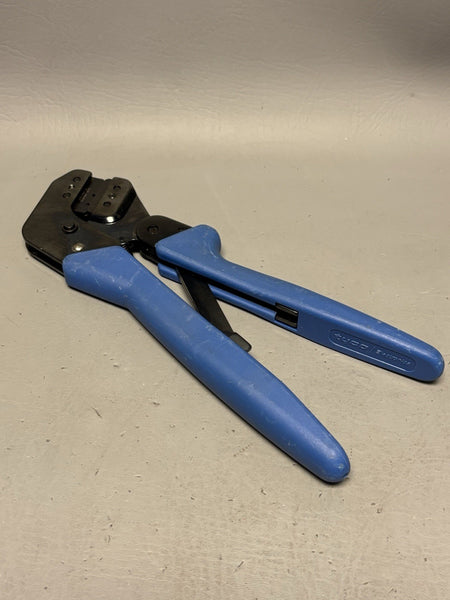 AMP H0645 HAND CRIMPER TYCO ELECTRONICS