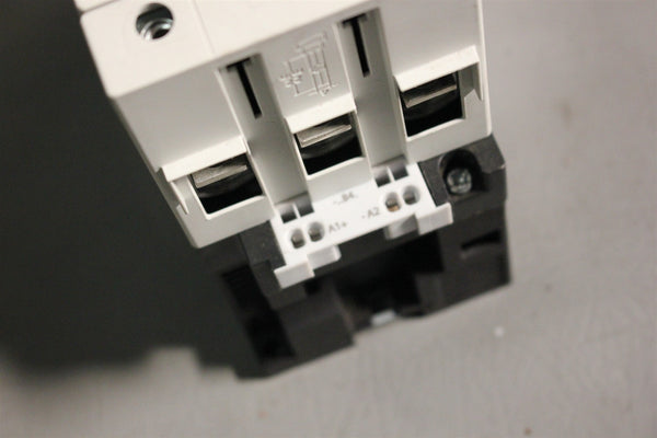 SIEMENS POWER CONTACTOR 3RT1044-3BB40