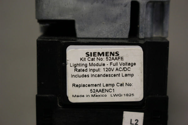SIEMENS ILLUMINATED RED PUSH-BUTTON PILOT LIGHT 52PT6E2A W/52BJK, 52AAFE