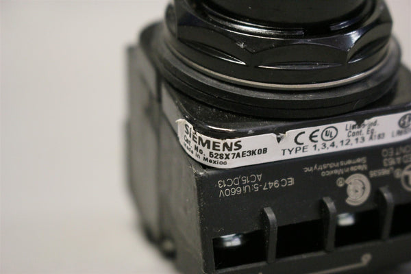 SIEMENS ILLUMINATED 2-POSITION GREEN KNOB SELECTOR SWITCH 52SX7AE3K0B 52AAFEBB