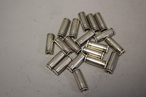 UNUSED LOT OF 19 1/4 UNION FITTINGS