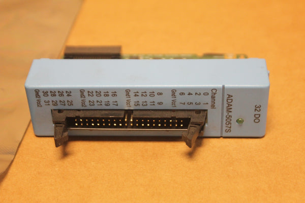 ADVANTECH 32 CHANNEL DIGITAL OUTPUT PLC MODULE ADAM-5057S ADAM-5057S-AE