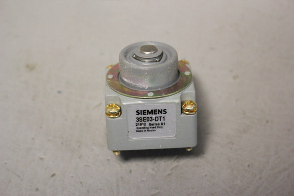UNUSED SIEMENS LIMIT SWITCH OPERATING HEAD 3SE03-DT1