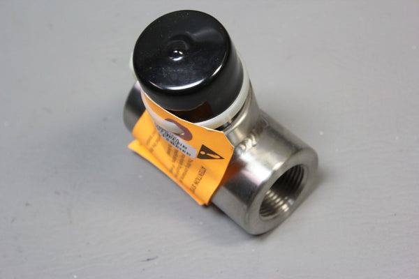 NEW GF SIGNET 316 SS STAINLESS STEEL THREADED TEE WITH PDF INSERT CR4T010