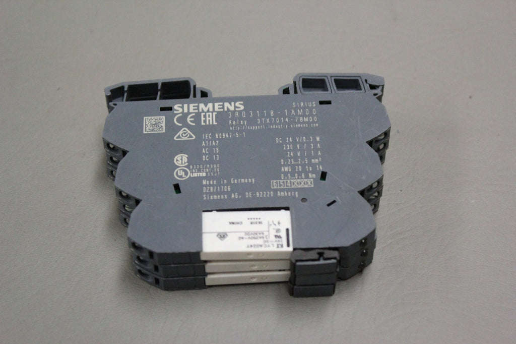 LOT OF 3- SIEMENS 3RQ3118-1AM00 COUPLER PLUG IN RELAYS