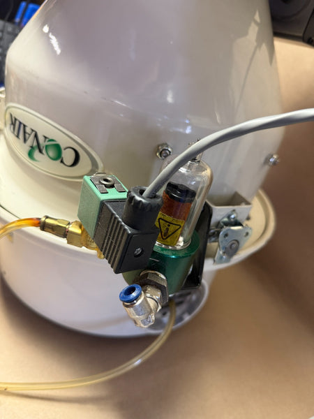 CONAIR  DL Series Material Feeder with UTB-24-D Terminal Box Hopper DL 12 Vacuum