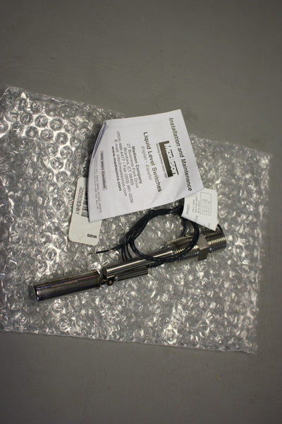NEW MADISON LIQUID LEVEL SWITCH M5920
