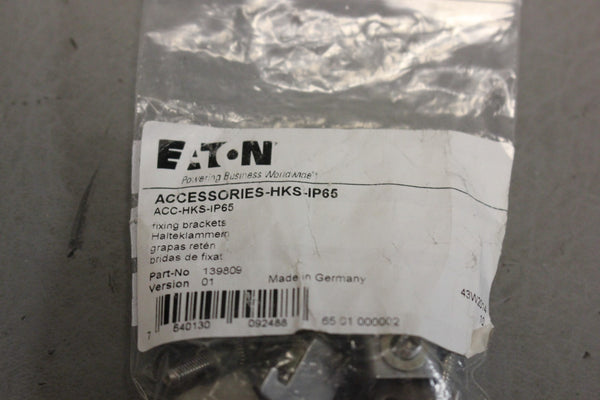 NEW LOT OF 8 EATON  XV MOUNTING SETS BRACKETS  139809