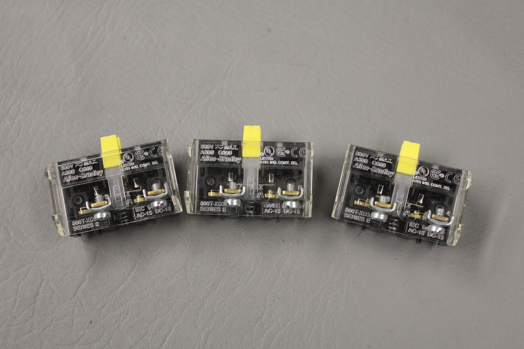 LOT OF 3 ALLEN BRADLEY CONTACT BLOCK 800T-XD3 SER E