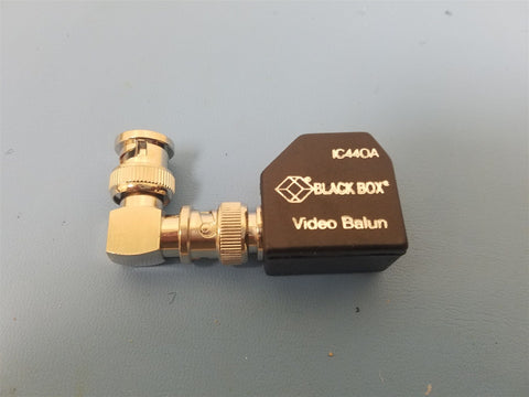 BLACK-BOX IC44OA VIDEO BALUN WITH 90° ADAPTER 