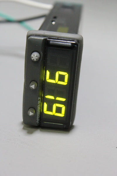 OMEGA TEMPERATURE CONTROLLER