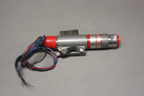 NEW SOR SNAP SWITCH 500-139 & 5AG-EF5-M4-C2A-35-375 PSI