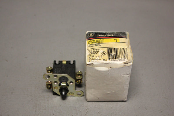 NEW GE CONTACT BLOCK CR2940U202