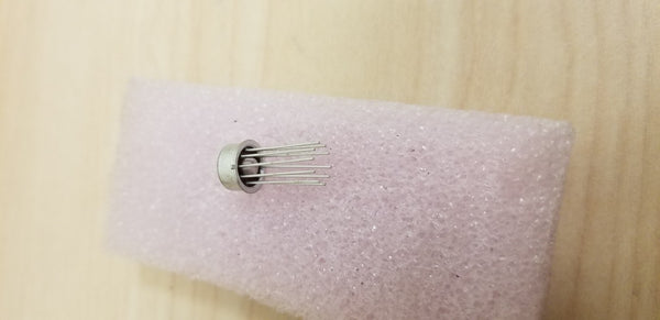 AMD LM219H Dual High Speed Comparator Metal Can New Old Stock