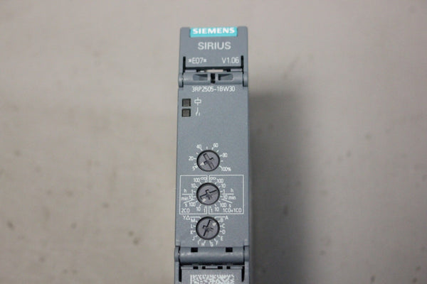 SIEMENS TIME RELAY 3RP2505-1BW30