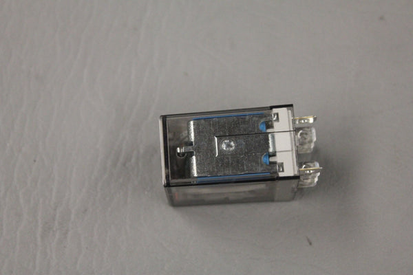 ALLEN BRADLEY CONTROL RELAY 700-HF32724 SER C