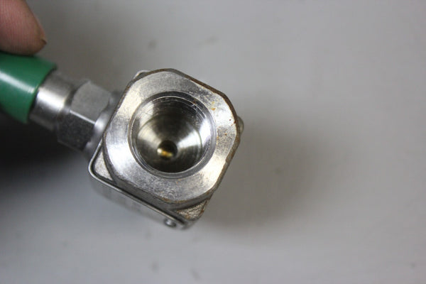 NEW BALON 1/2" 6000# W.P. STAINLESS STEEL NEEDLE VALVE N465-MF