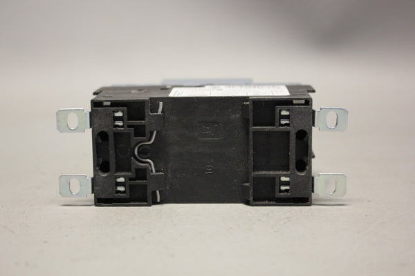 UNUSED SIEMENS SIRIUS CIRCUIT BREAKER 3RV2021-OJA10