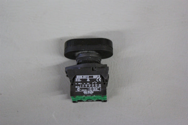 ALLEN BRADLEY MOMENTARY GREEN ARROW UP & DOWN PUSHBUTTON SWITCH