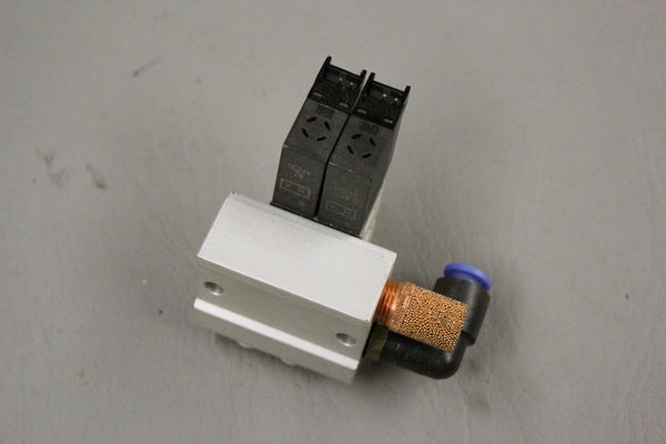 SMC VQD1151-5M0 SOLENOID VALVES AND MANIFOLD