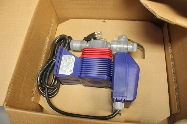 NEW WALCHEM IWAKI METERING PUMP   EZB11T1-VC