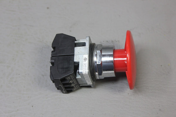 UNUSED SIEMENS 1 3/4" RED MUSHROOM HEAD EMERGENCY PUSHBUTTON 51PA2D2