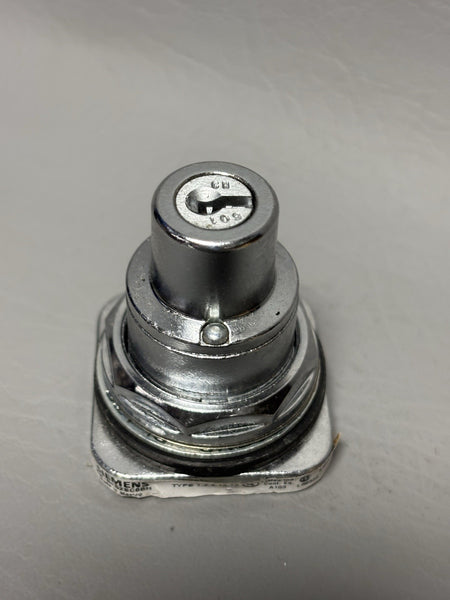 SIEMENS 52SC68H KEYED SELECTOR SWITCH CONTROL NO KEY