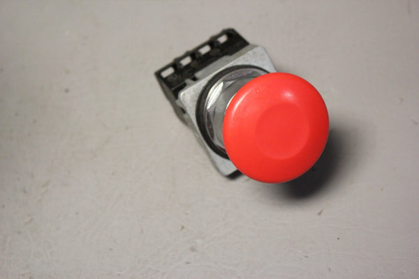 UNUSED SIEMENS EMERGENCY STOP PUSHBUTTON 52PP2W2A